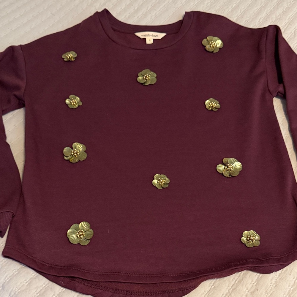 Embellished w/ Gold Metallic Flowers Plum Sweatshirt - NWT Small by mesh+love ❤️ - Picture 6 of 9